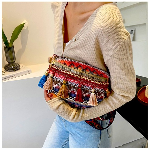 NWT- Boho Belt Bag - Picture 2 of 4